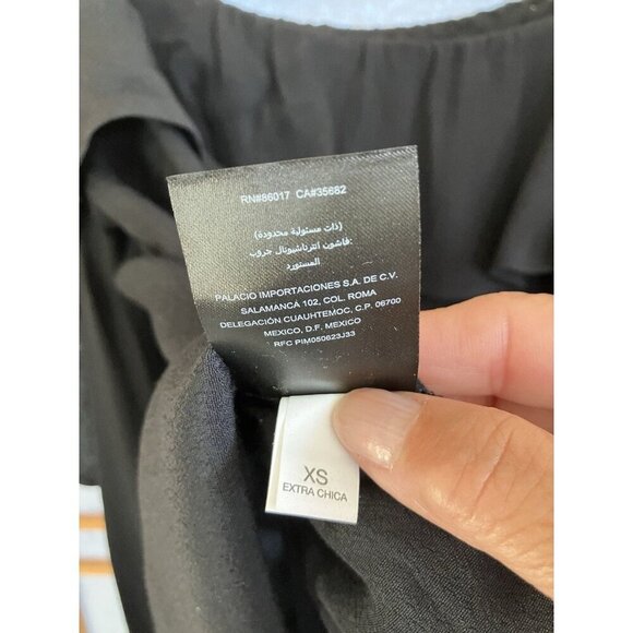 NWT BEBE L/S Off Shoulder Top, XSmall Blouse w/ Detach Straps Black MSRP $69 - Picture 9 of 9